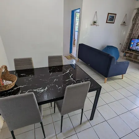 Crazy Bears Guesthouse
